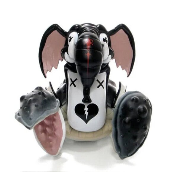 Cap'n Rotnclaw Vinyl Figure - Greg Simkins + Strangeco - Keel Haul Clegg (Black) - Picture 1 of 6